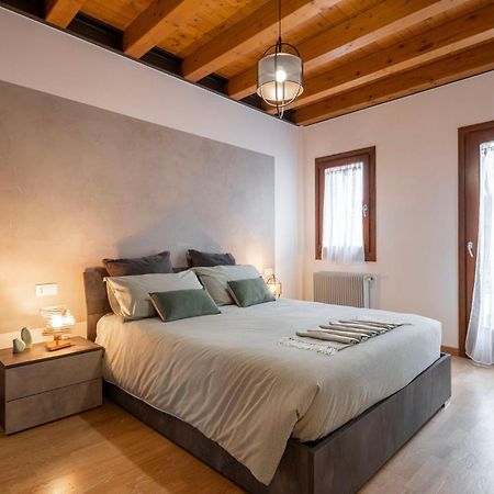 Venezia-Suite HemingwayA Pochi Passi Outlet Noventa di Piave Eksteriør billede