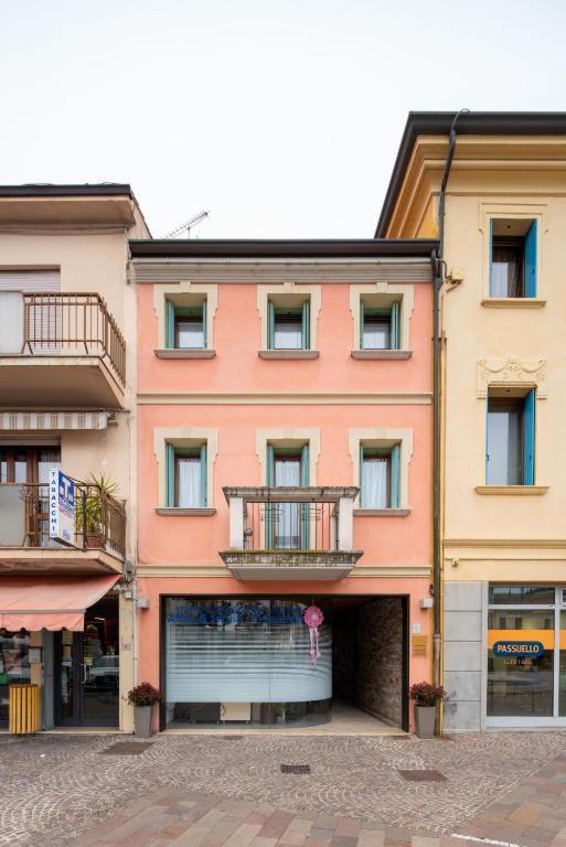 Venezia-Suite HemingwayA Pochi Passi Outlet Noventa di Piave Eksteriør billede